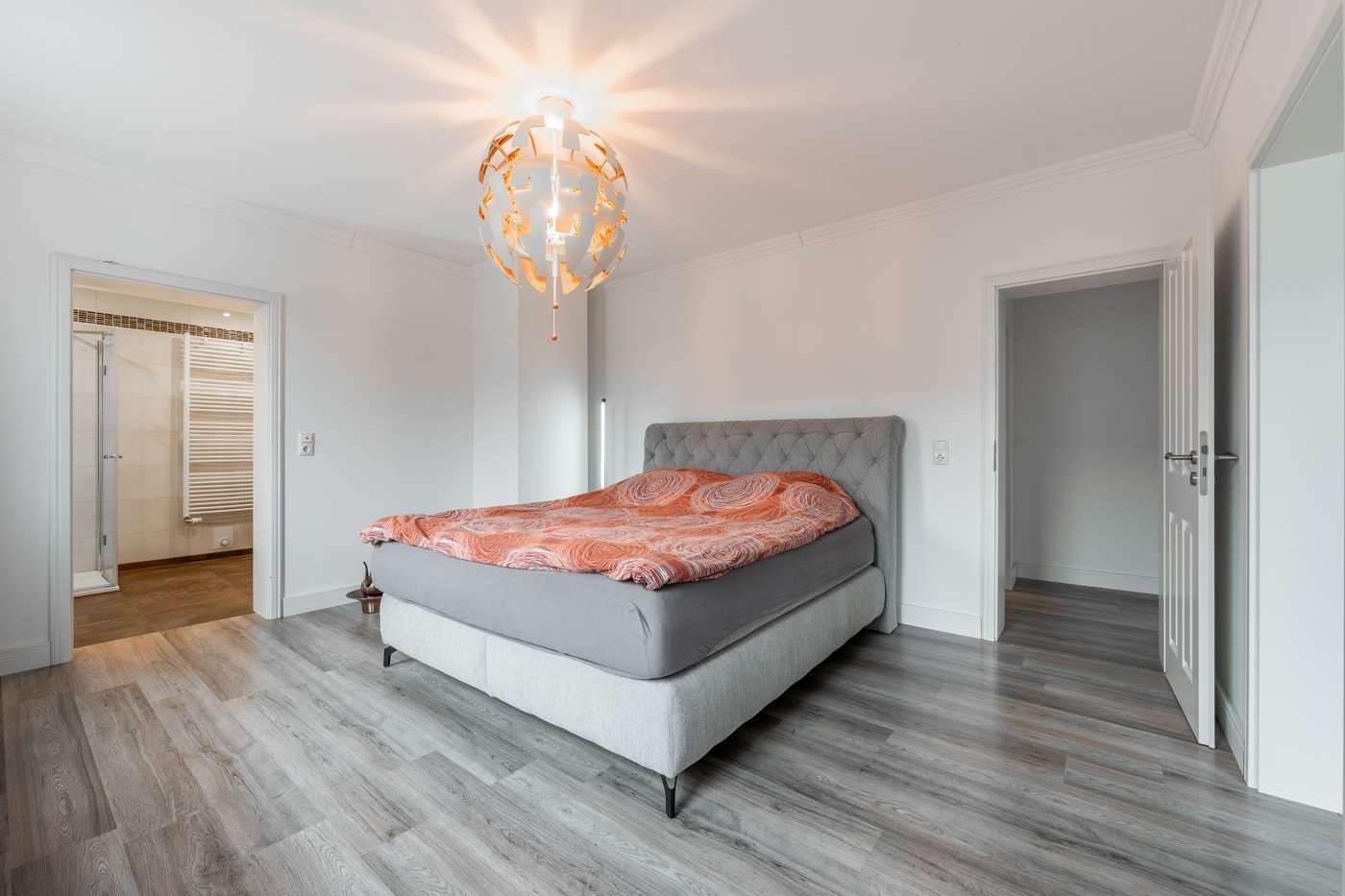 Wohnen & Arbeiten unter einem Dach – Saniertes Wohn- und Geschäftshaus im Herzen von Schneverdingen – Bild 8