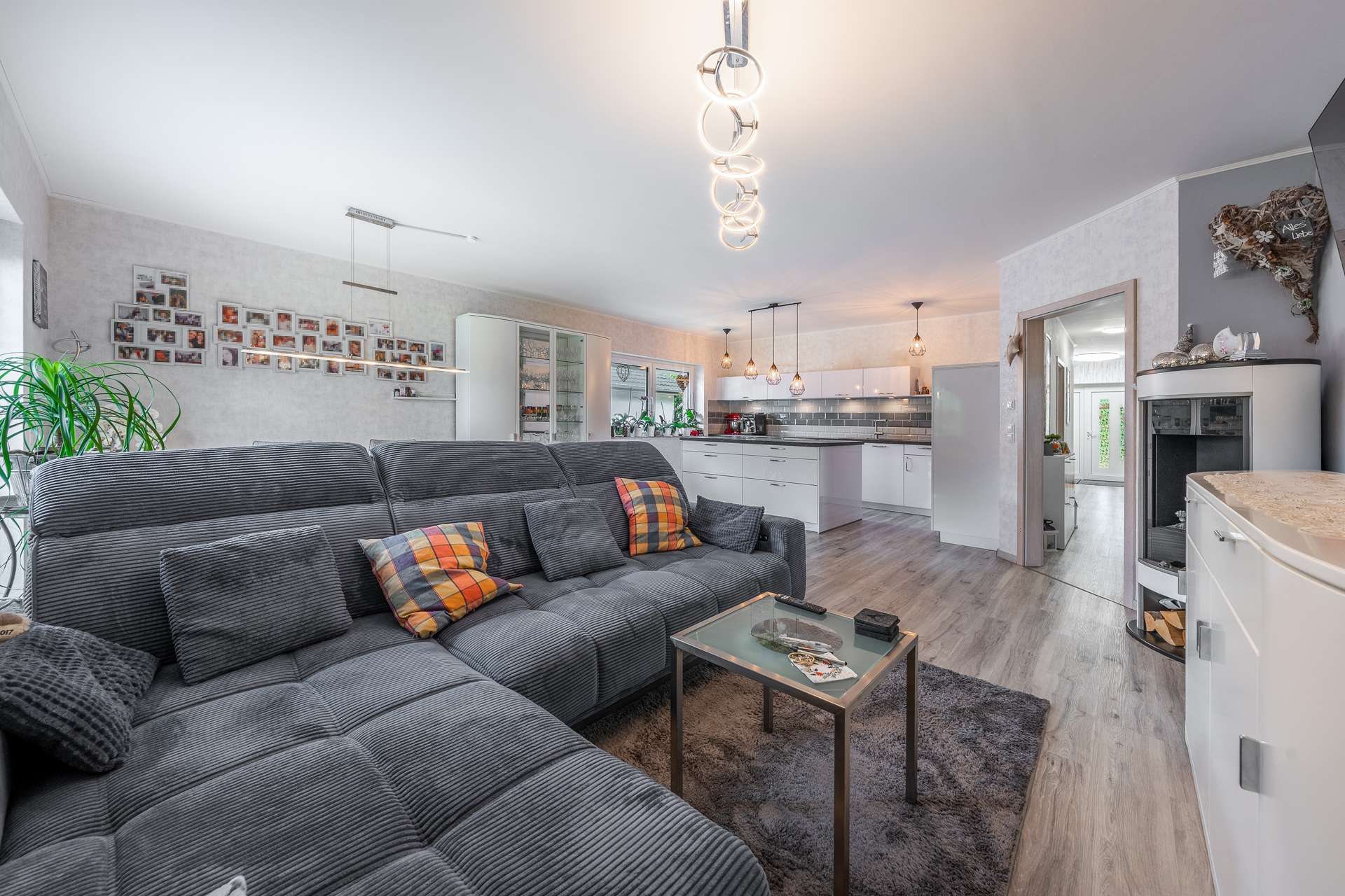 Bungalow (2024) mit Effizienzklasse A+ und Wärmepumpe – Bild 3