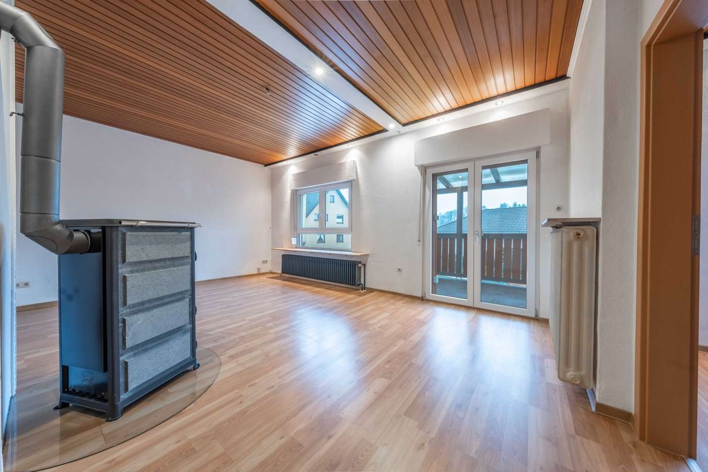 Renoviertes Ein-/ Zweifamilienhaus: Flexibel, modern und absolut charmant in Georgsmarienhütte – Bild 3