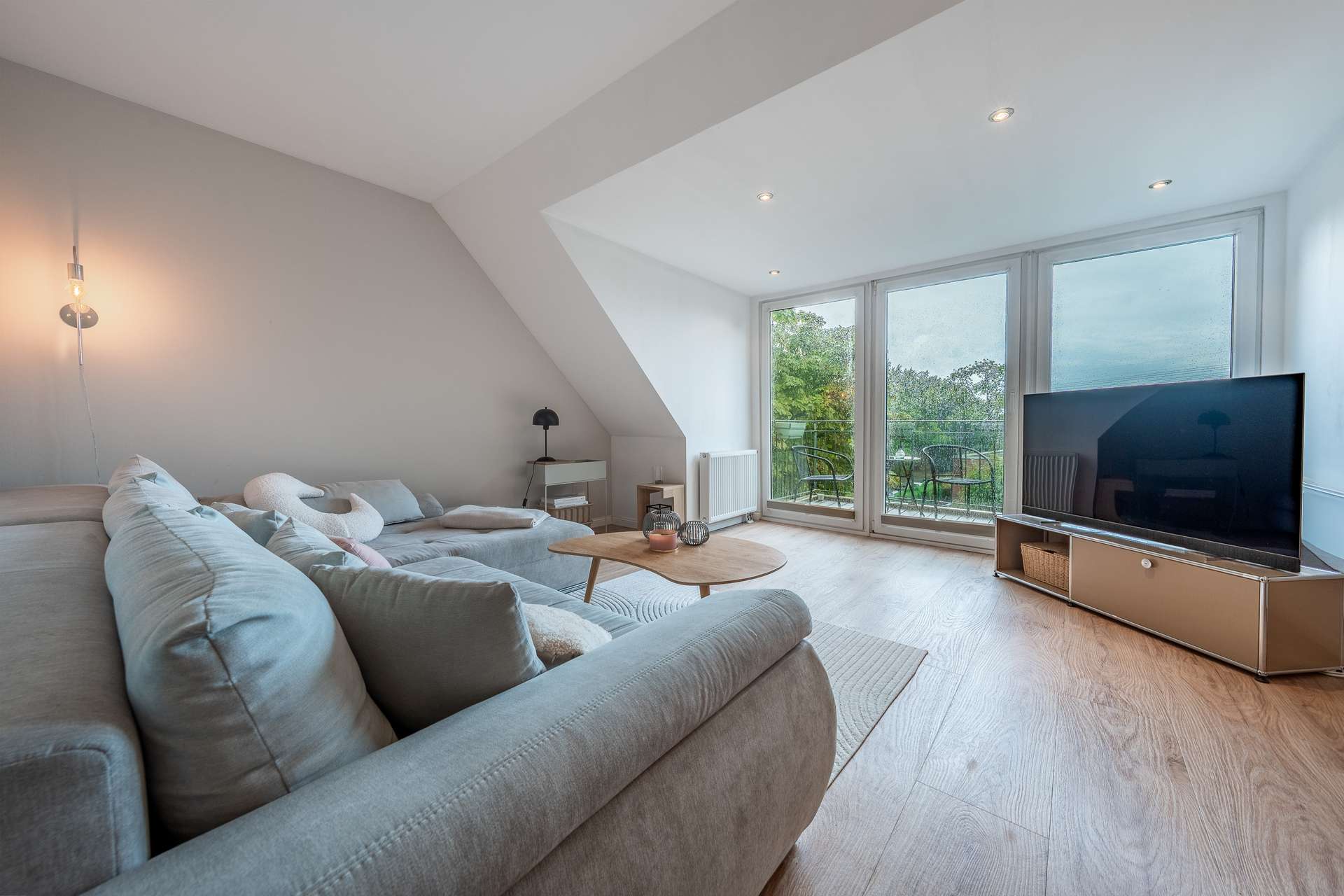 Helle 2-Zimmer Wohnung in ruhiger Lage – Bild 3