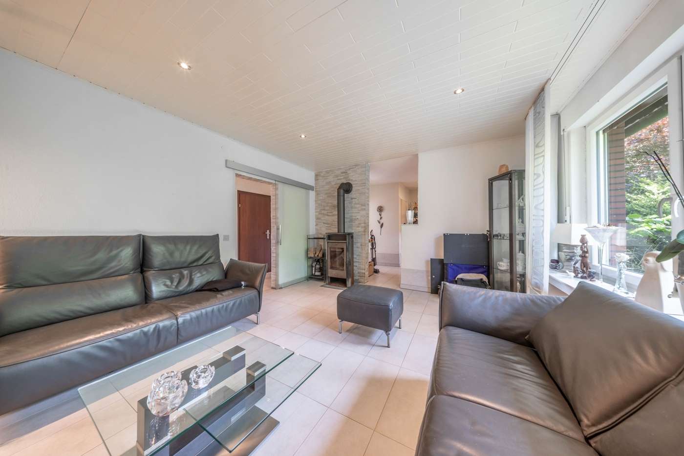 Einfamilienhaus mit großem Grundstück und viel Gestaltungspotenzial in Mettingen – Bild 4