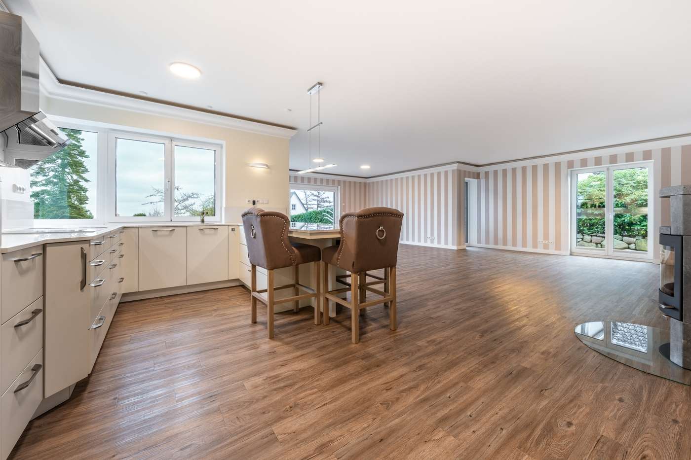 Exklusive Ostsee-Residenz mit Weitblick – moderne Architektur und luxuriöser Komfort – Bild 3