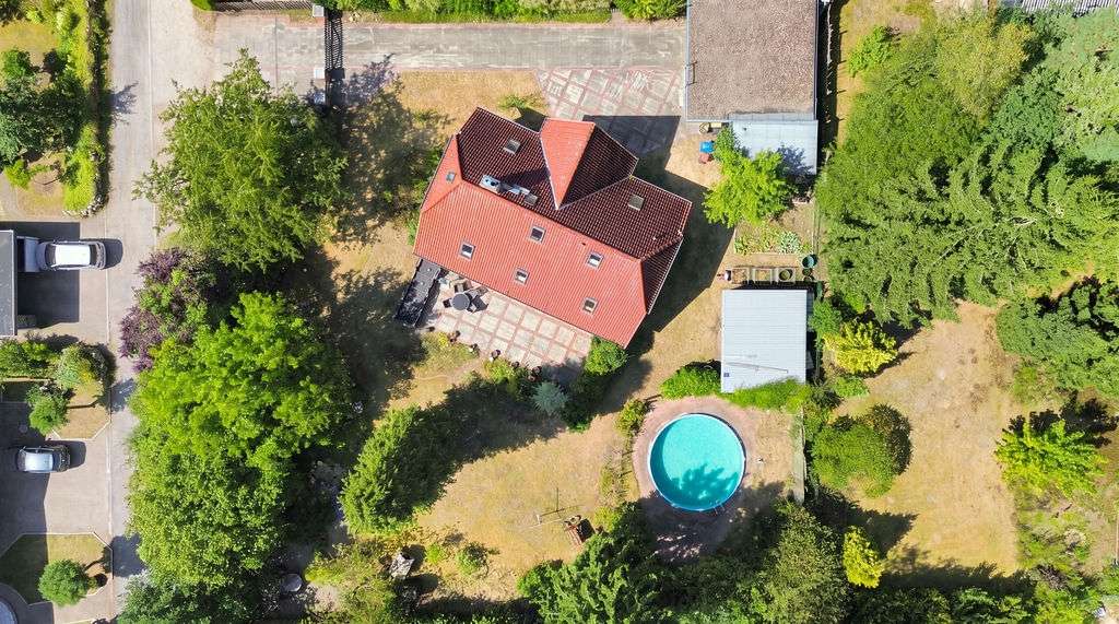 Familienidyll mit Pool & Traumgrundstück in Jesteburg – Bild 8