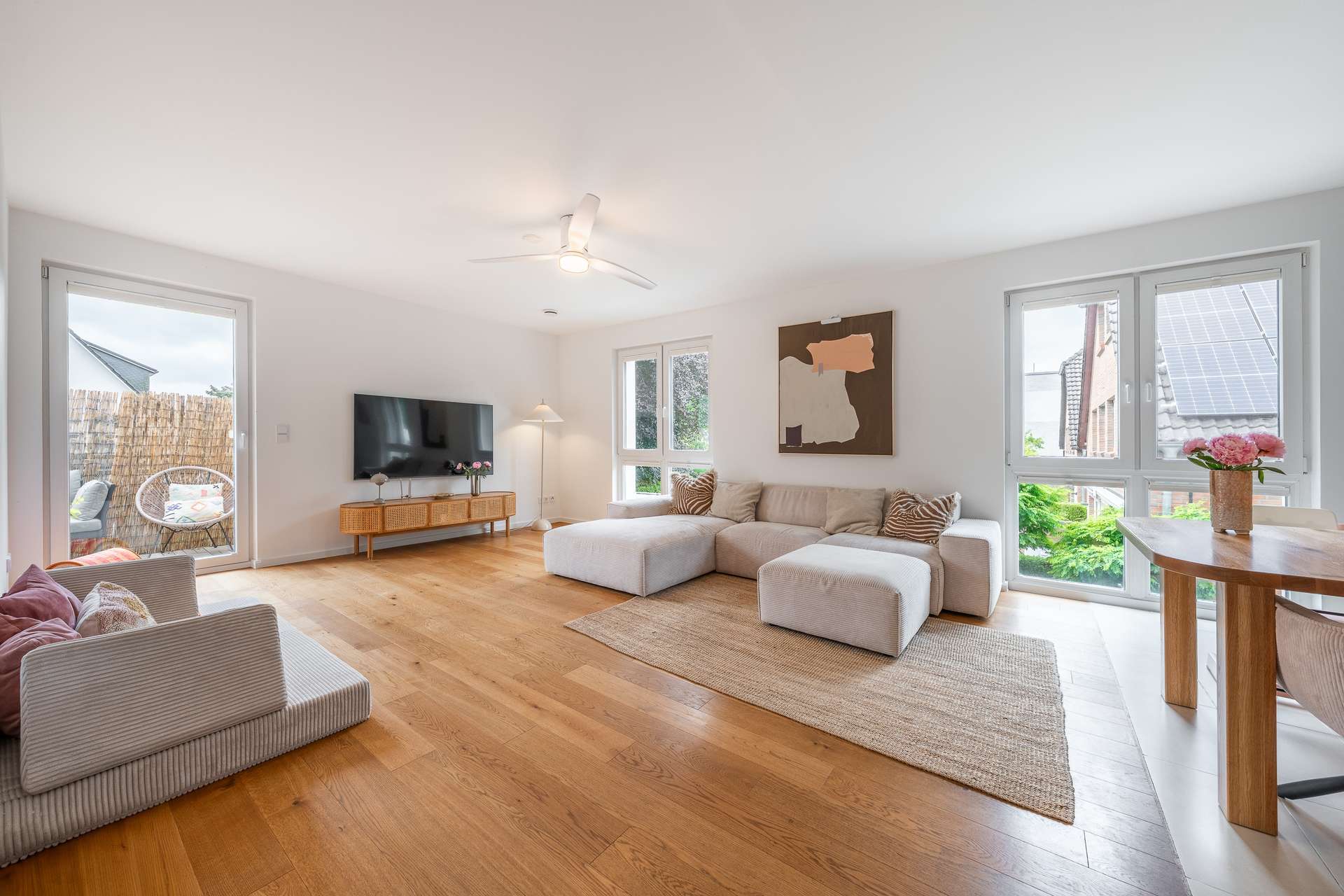 Hamburg – Eidelstedt | Modernisierte Maisonettewohnung mit Südwest-Balkon & Stellplatz – Bild 3