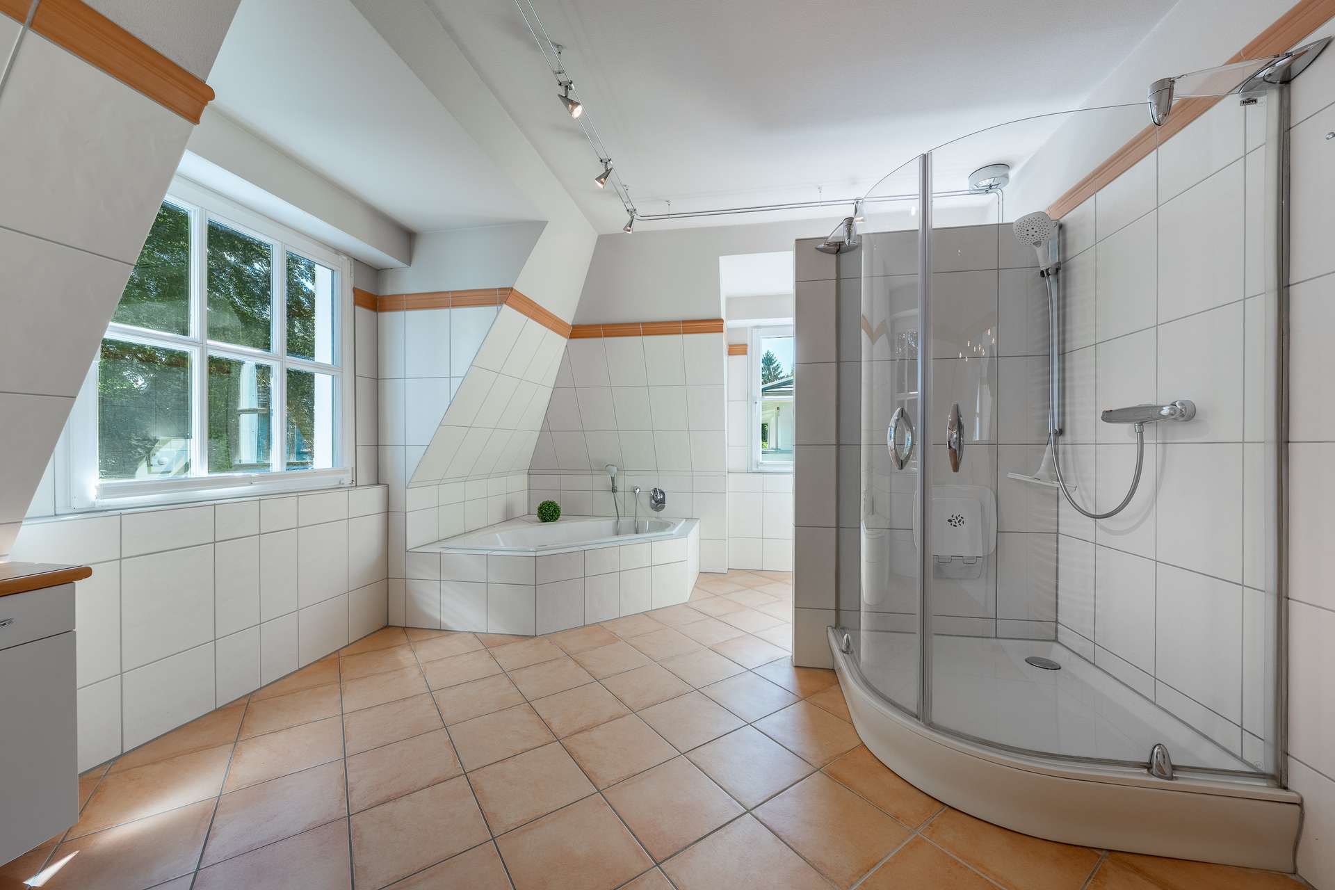 Villa mit besonderem Wohnambiente – Bild 4