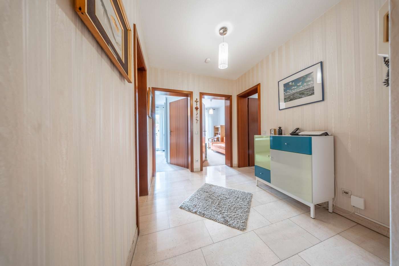 Wohnen mit Komfort: 3-Zimmer-Eigentumswohnung mit Garage und Fußbodenheizung Toplage Osna- Wüste – Bild 3