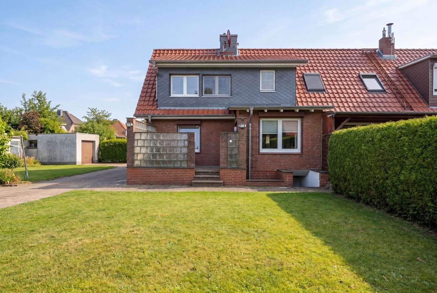 Ihr neues Zuhause in ruhiger Lage in Reinbek: Charmantes Reihenendhaus mit Gartenidylle – Bild 9