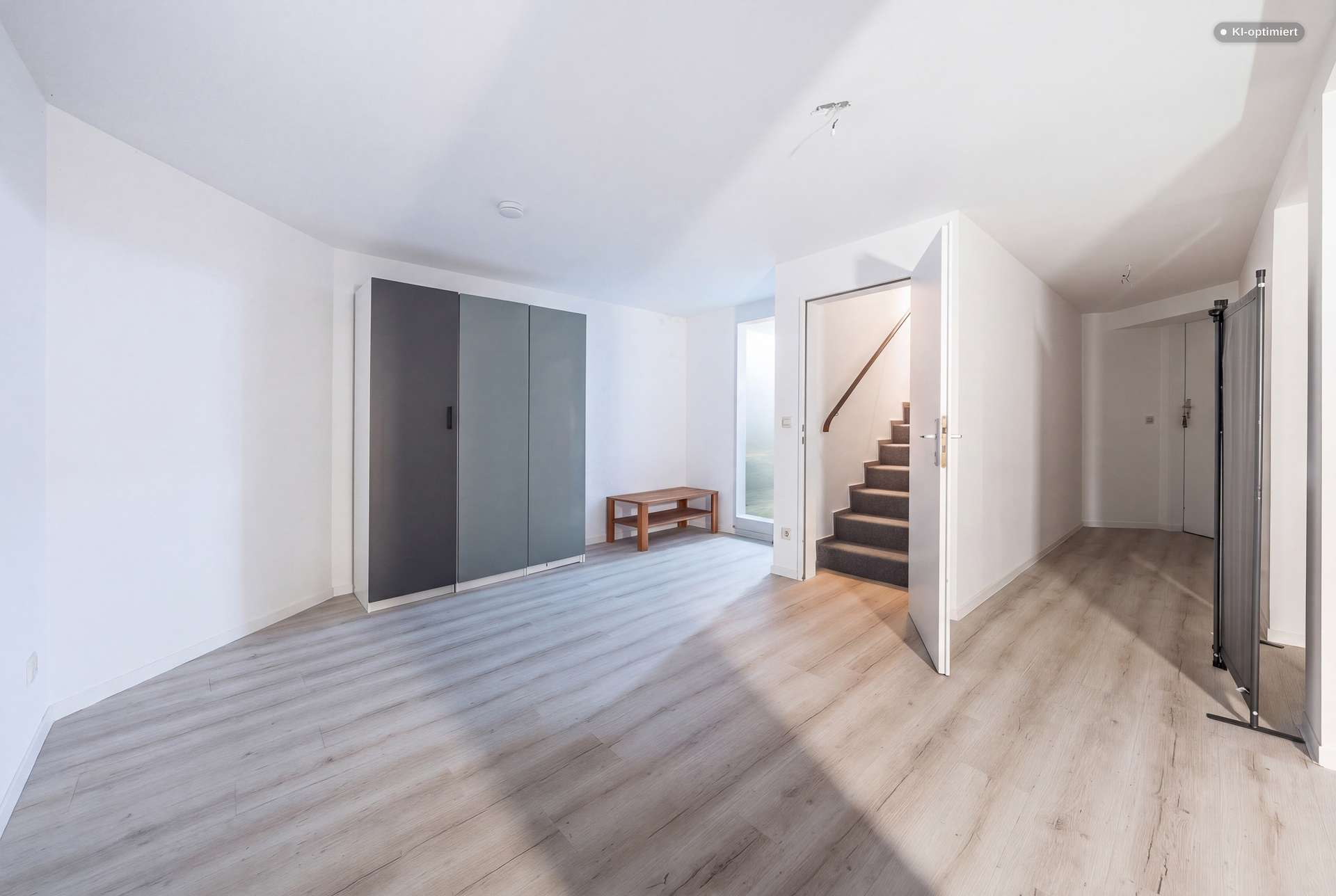 Attraktive Kapitalanlage mit besonderem Wohnkonzept, privater Terrasse und TG-Stellplatz inklusive – Bild 8