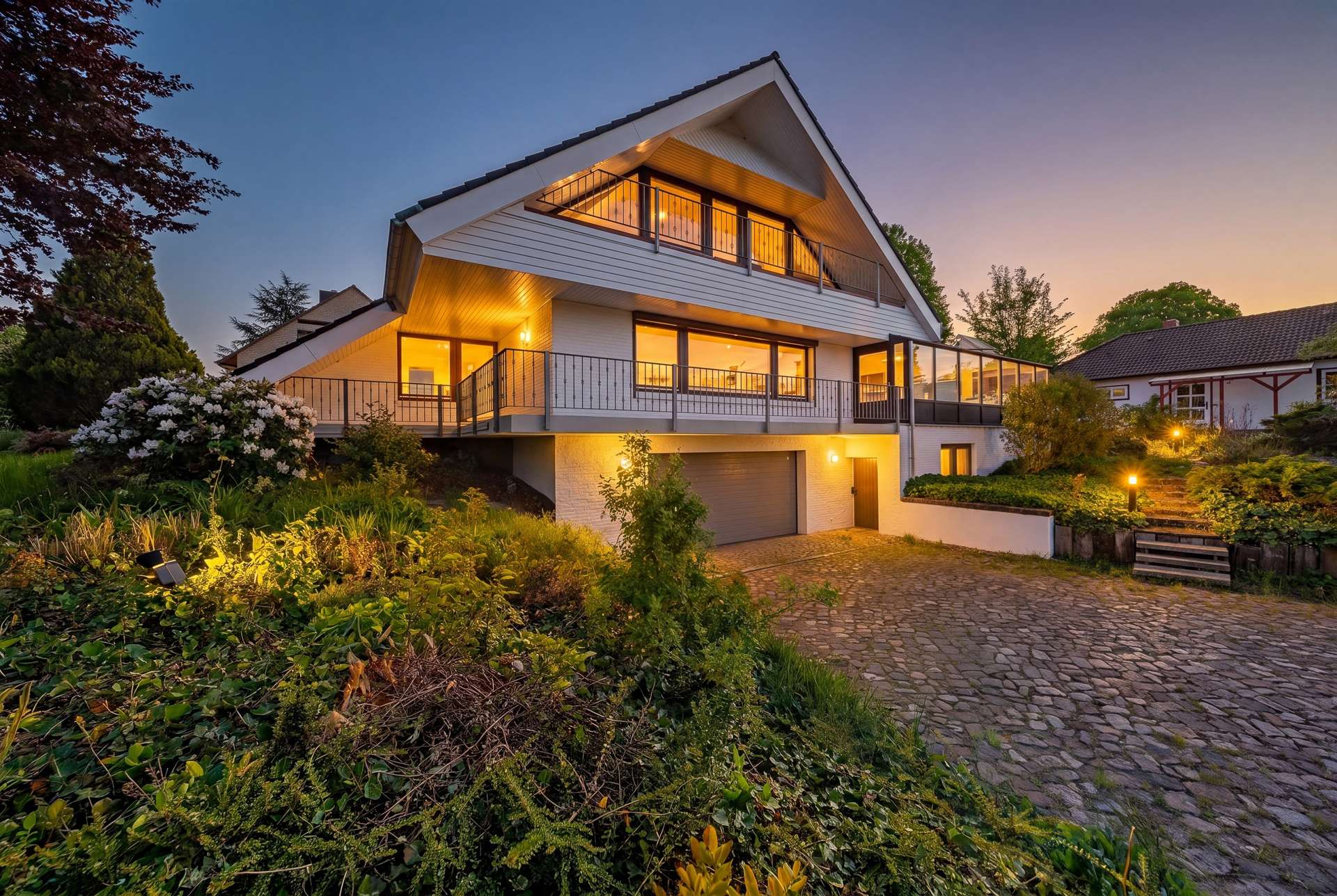Dein Haus in Einhaus
– Ruhe, Stil und Panoramasicht 
über Ratzeburg – Bild 1