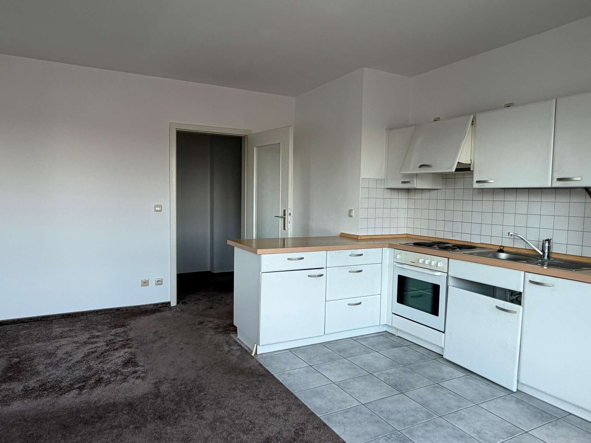 Etagenwohnung in gefragter Lage – Bild 3