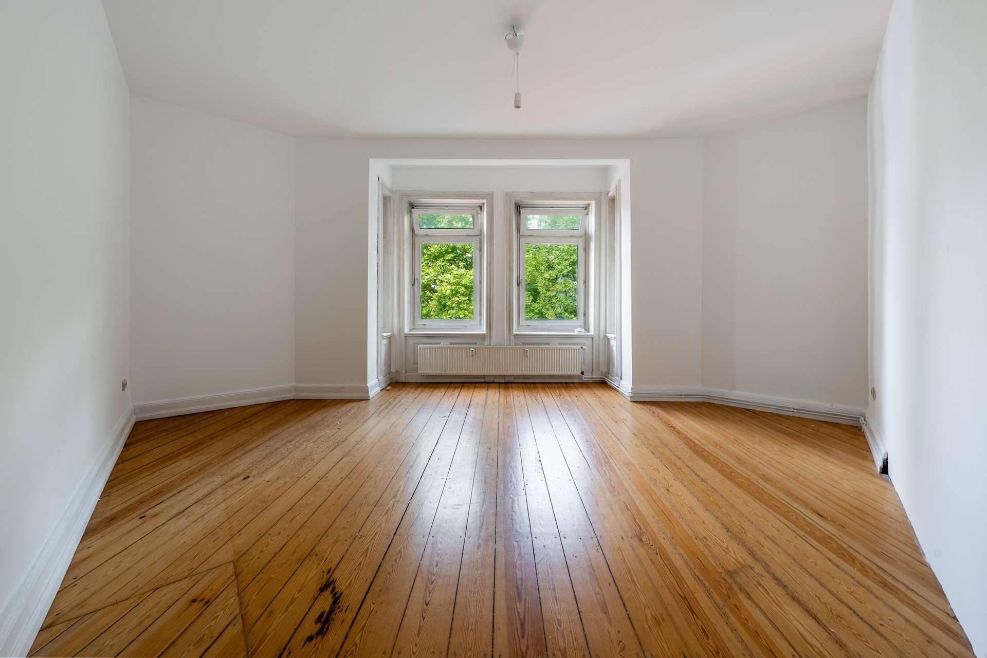 4-Zimmer-Altbauwohnung im Herzen von St. Pauli – Bild 2