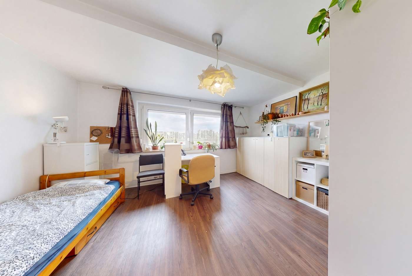 Sanierte 5-Zi.-Maisonette mit 2 Balkonen, Aufzug & Ausbaupotenzial in ruhiger Lage Hannovers – Bild 7