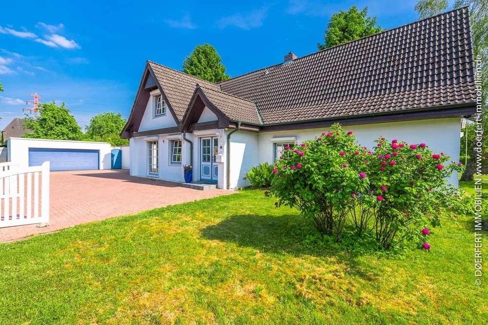 Hamburg – Horn | Großzügiges Anwesen in ruhiger Lage auf real teilbarem Grundstück von über 1.000m² – Bild 1