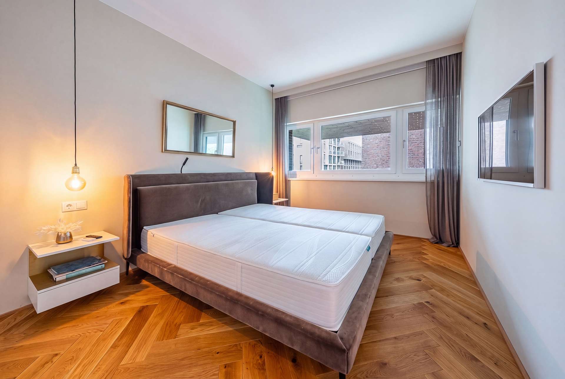 Zwischen Wasser und Elbphilharmonie – Exklusive 3-Zimmer-Wohnung in der HafenCity – Bild 7