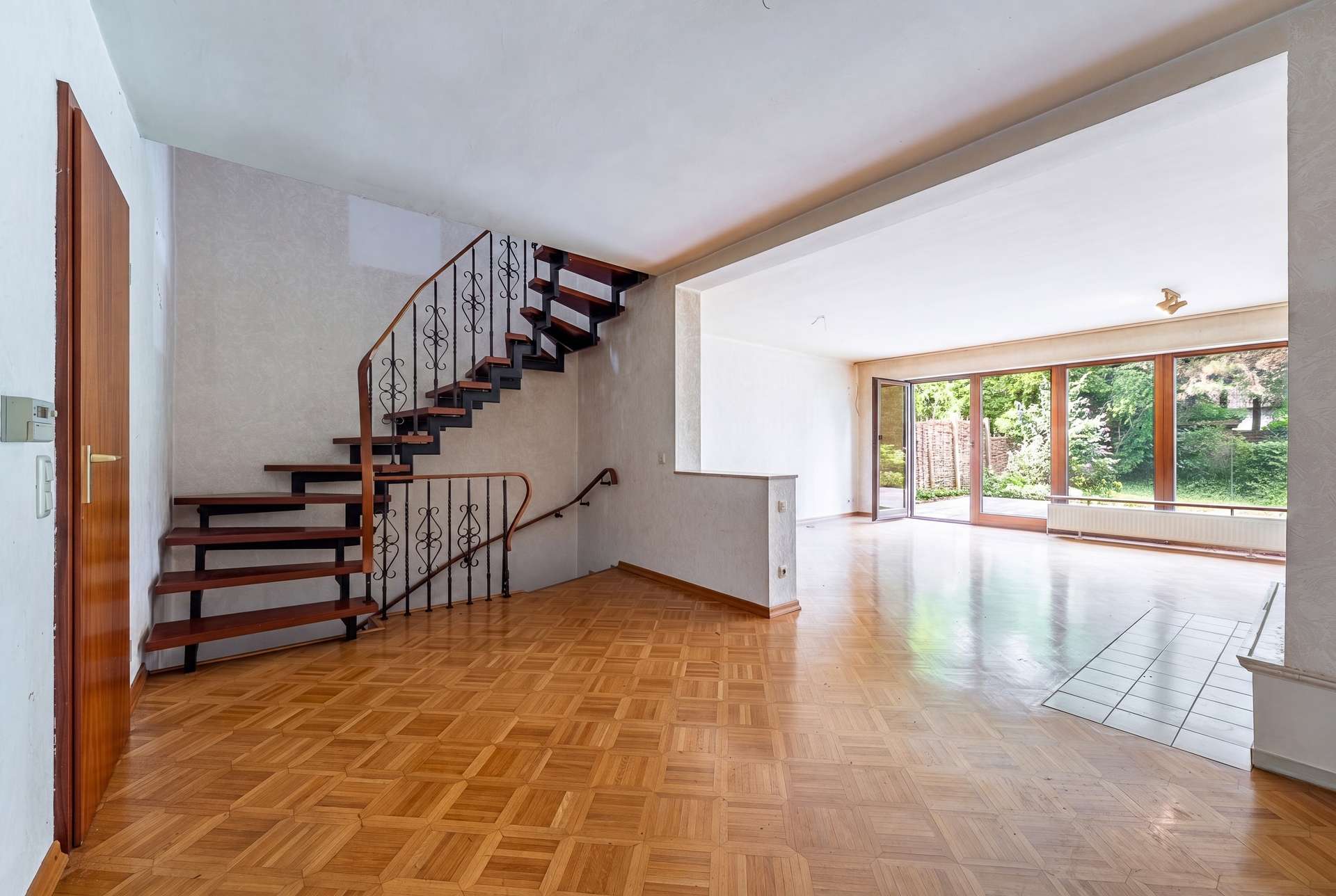 Familienfreundliches Reihenhaus mit Garten & Potenzial – Bild 2