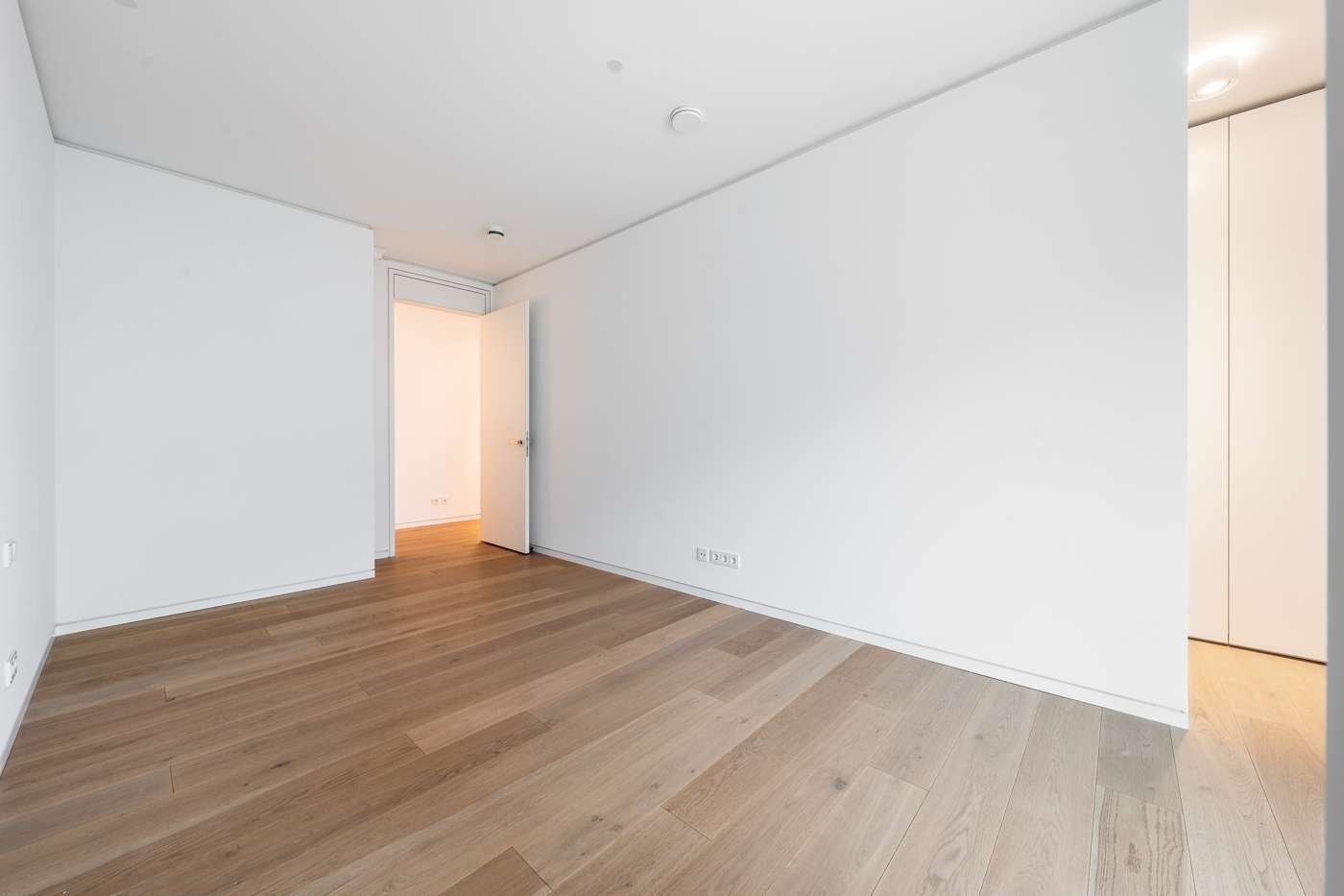 Maritimer Luxus in Perfektion – Stilvolle 2-Zimmer-Residence im FIFTYNINE am Strandkai – Bild 8