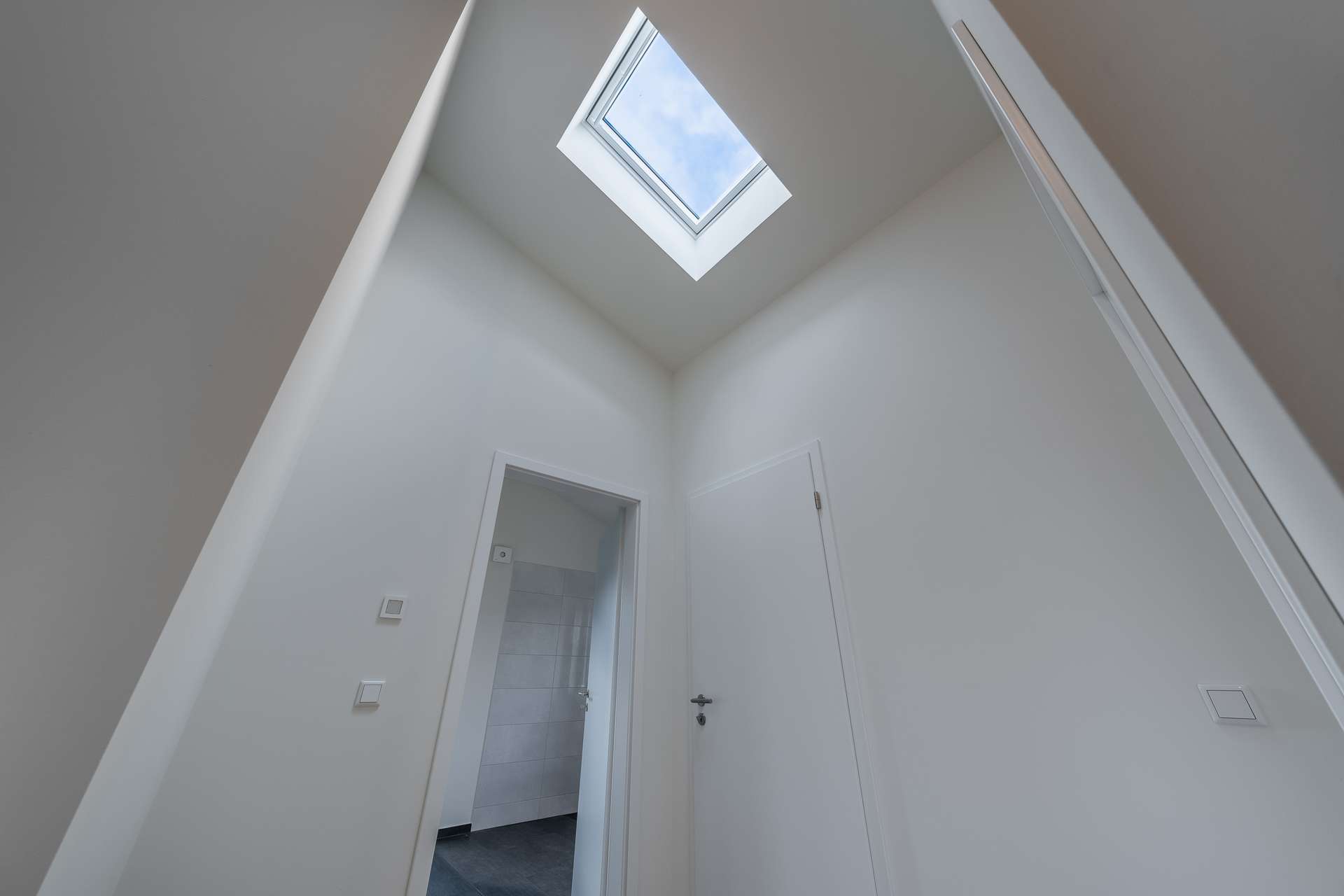Exklusive Dachgeschosswohnung mit Loftcharakter – Bild 7