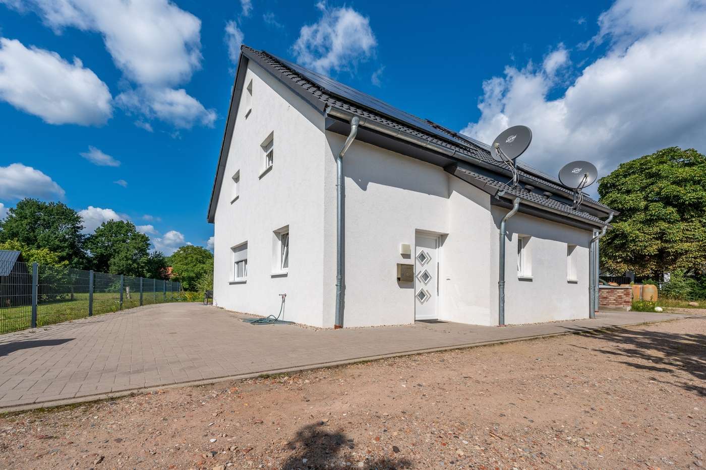 Uelzen I Perfekt angebunden: Leben in Harmonie mit Stadt & Natur – Bild 1