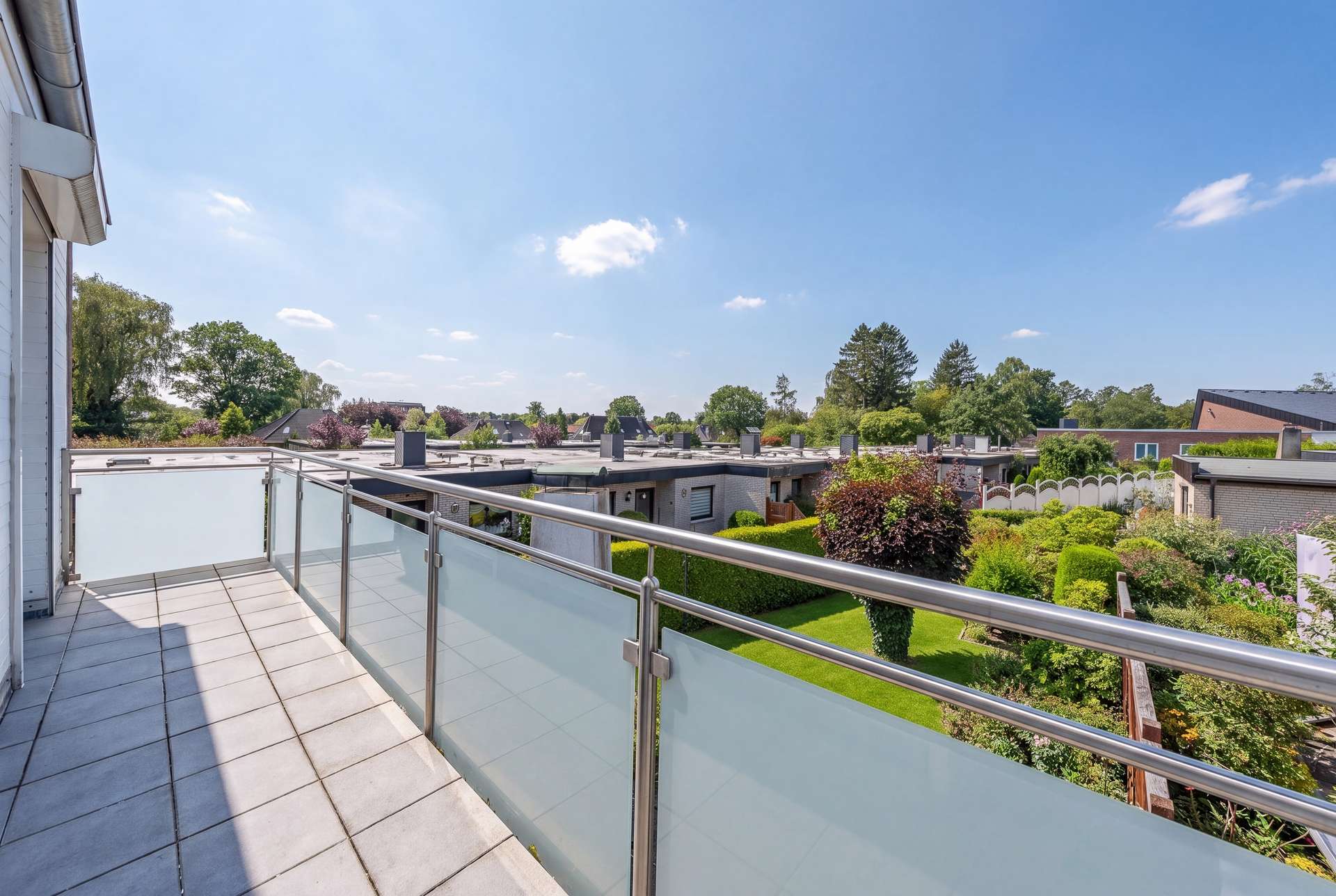 Sonnige Aussichten – Zwischen Balkon, Terrasse und Garten – Bild 8