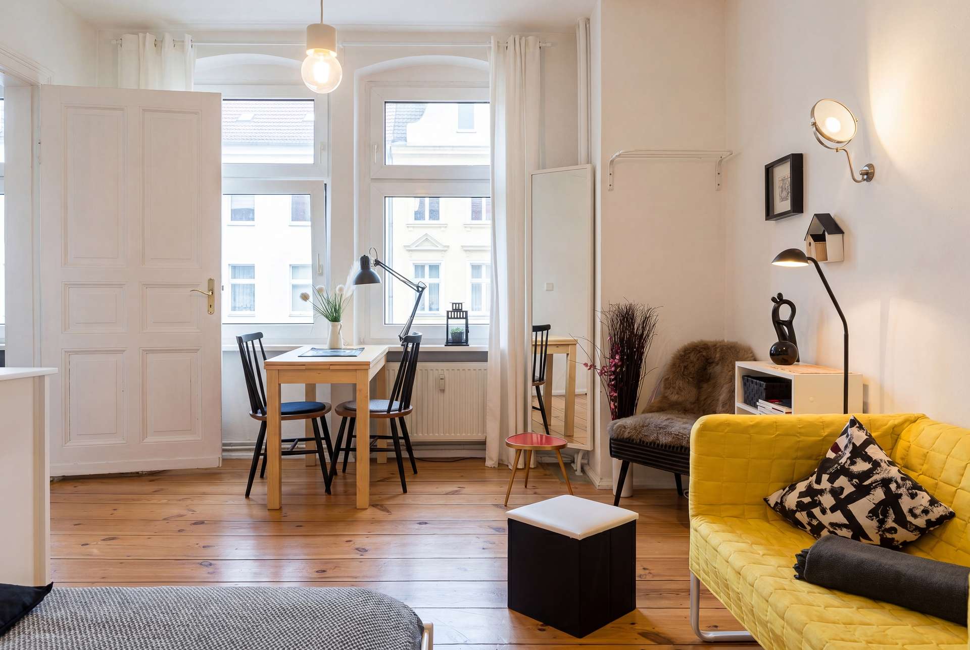 Urbanes Wohnen in Bestlage am Kanal – charmantes Micro-Apartment mit durchdachtem Grundriss – Bild 1
