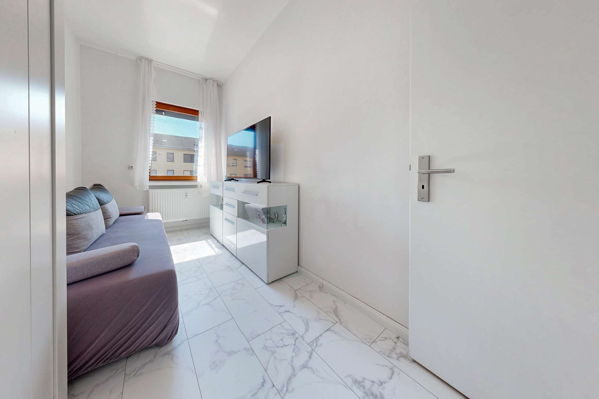 Großzügige 5-Zimmer-Wohnung mit Modernisierung und Potenzial – Bild 5