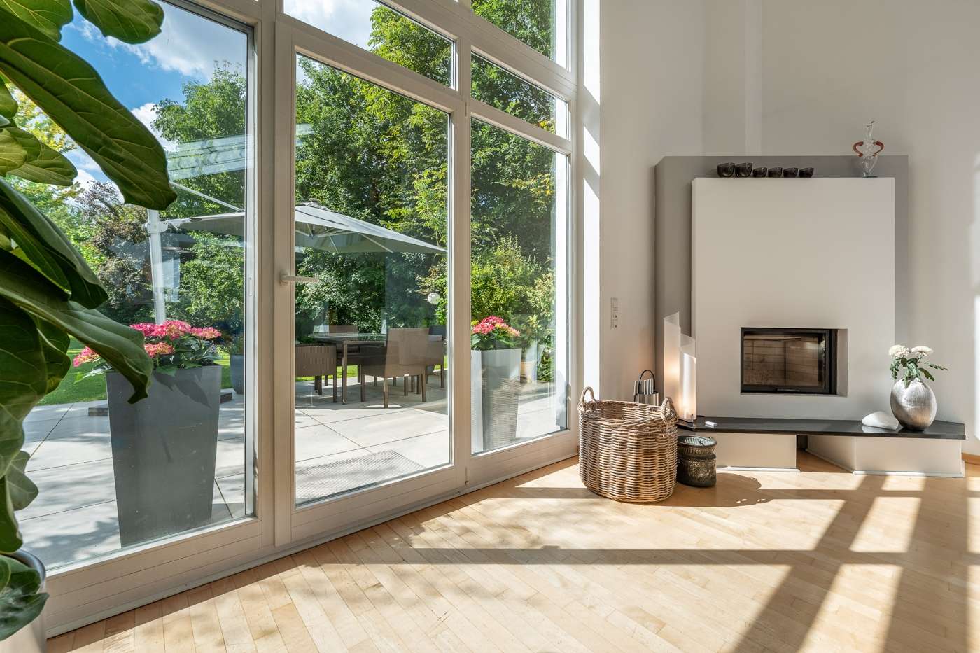 Wohnen auf höchstem Niveau – Luxus-Villa in Seenähe – Bild 8