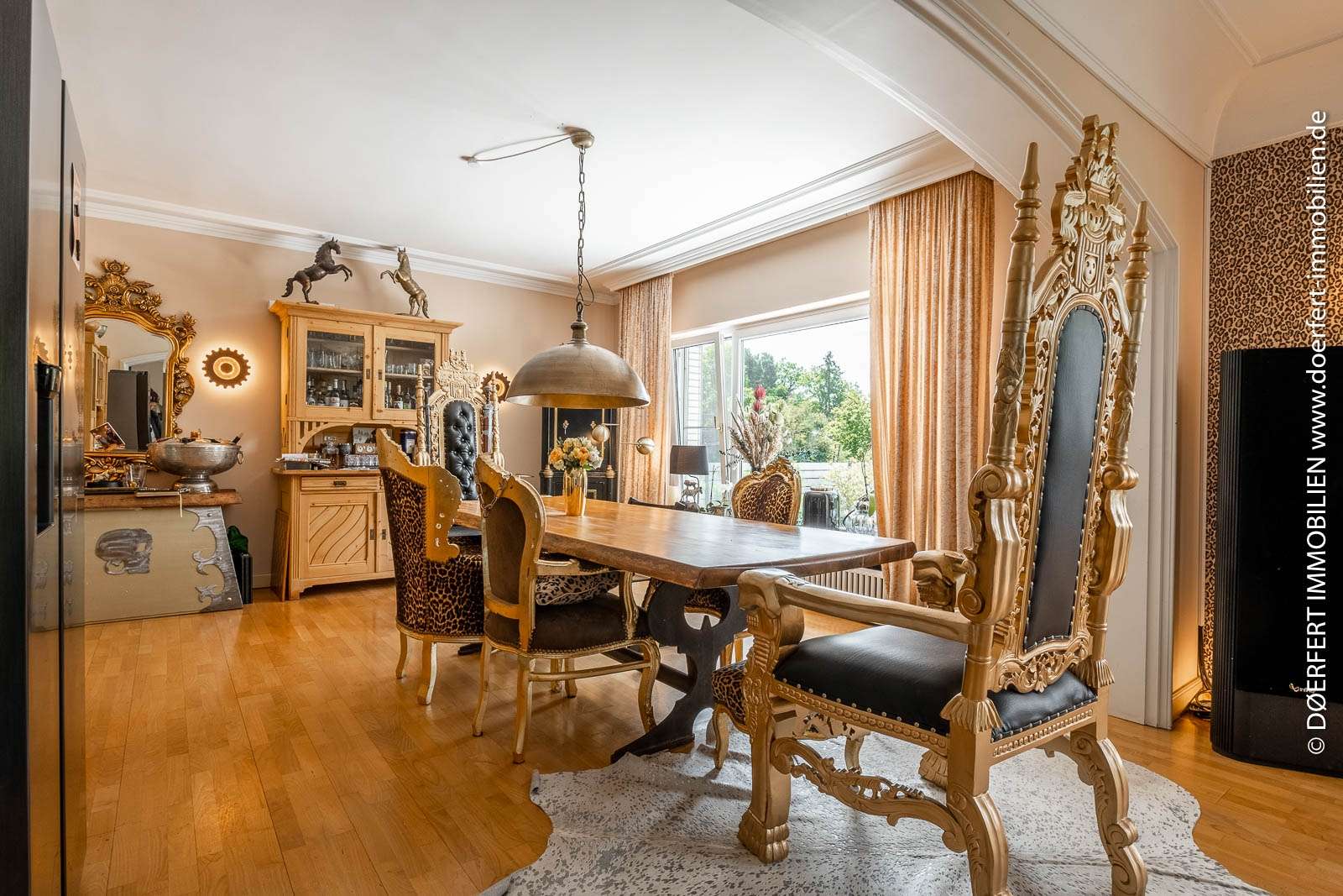 Paradies für Reiter und Pferdeenthusiasten: Reedervilla mit Feld, Koppel und privatem Waldzugang – Bild 10
