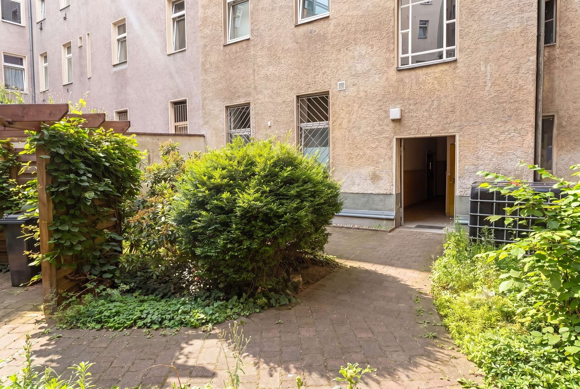 Micro-Charme am Kanal: Leben, wo Berlin pulsiert – Bild 10