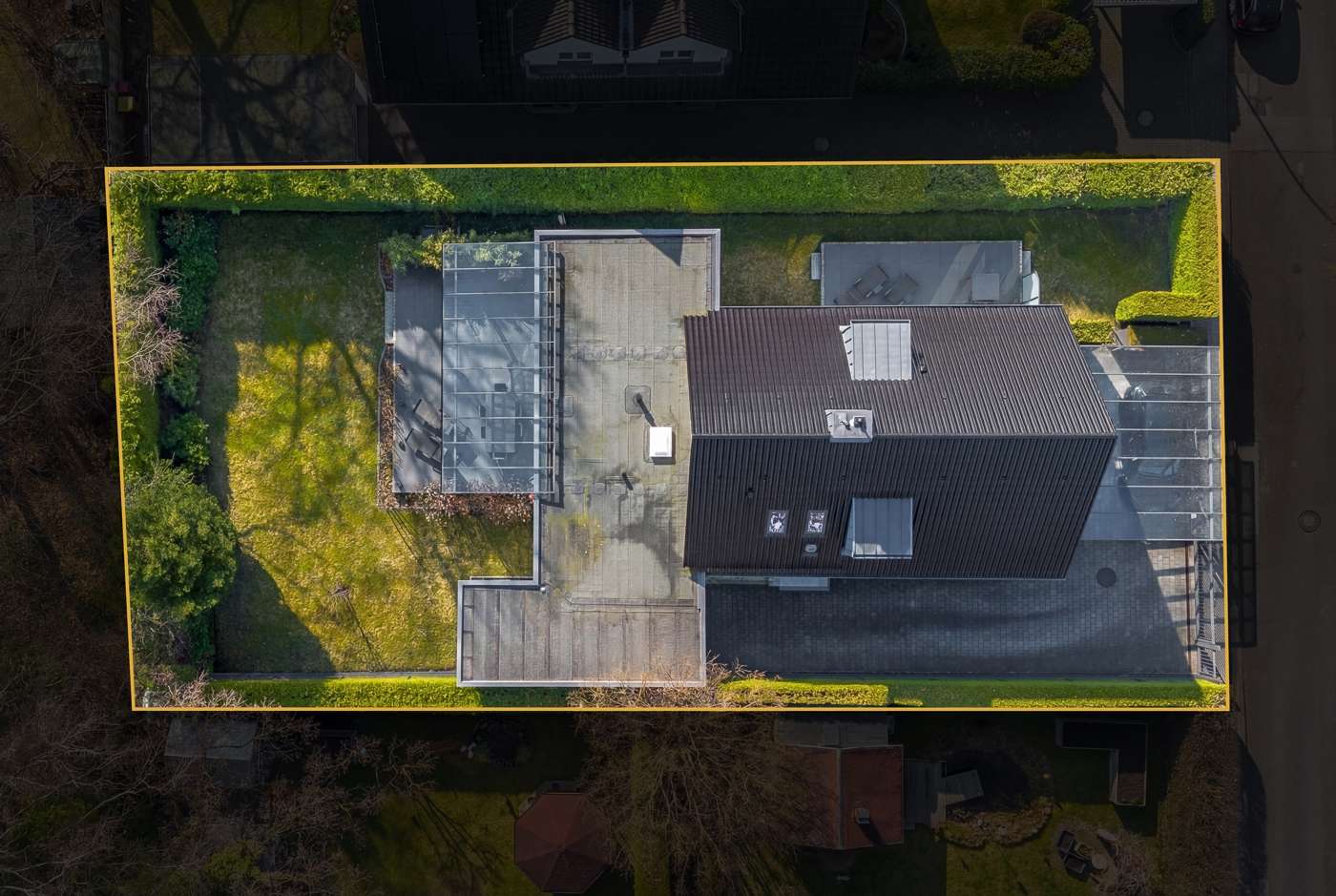 Hamburg – Wellingsbüttel I Charmantes Traumhaus in idyllischer Wohnlage, saniert mit vielen Extras – Bild 9
