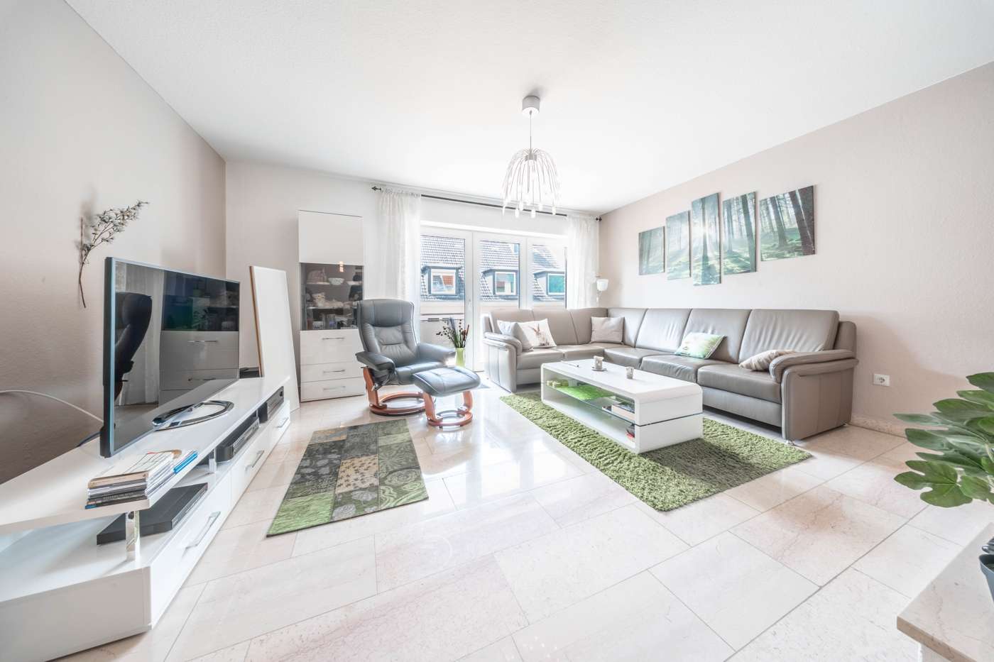 Wohnen mit Komfort: 3-Zimmer-Eigentumswohnung mit Garage und Fußbodenheizung Toplage Osna- Wüste – Bild 7