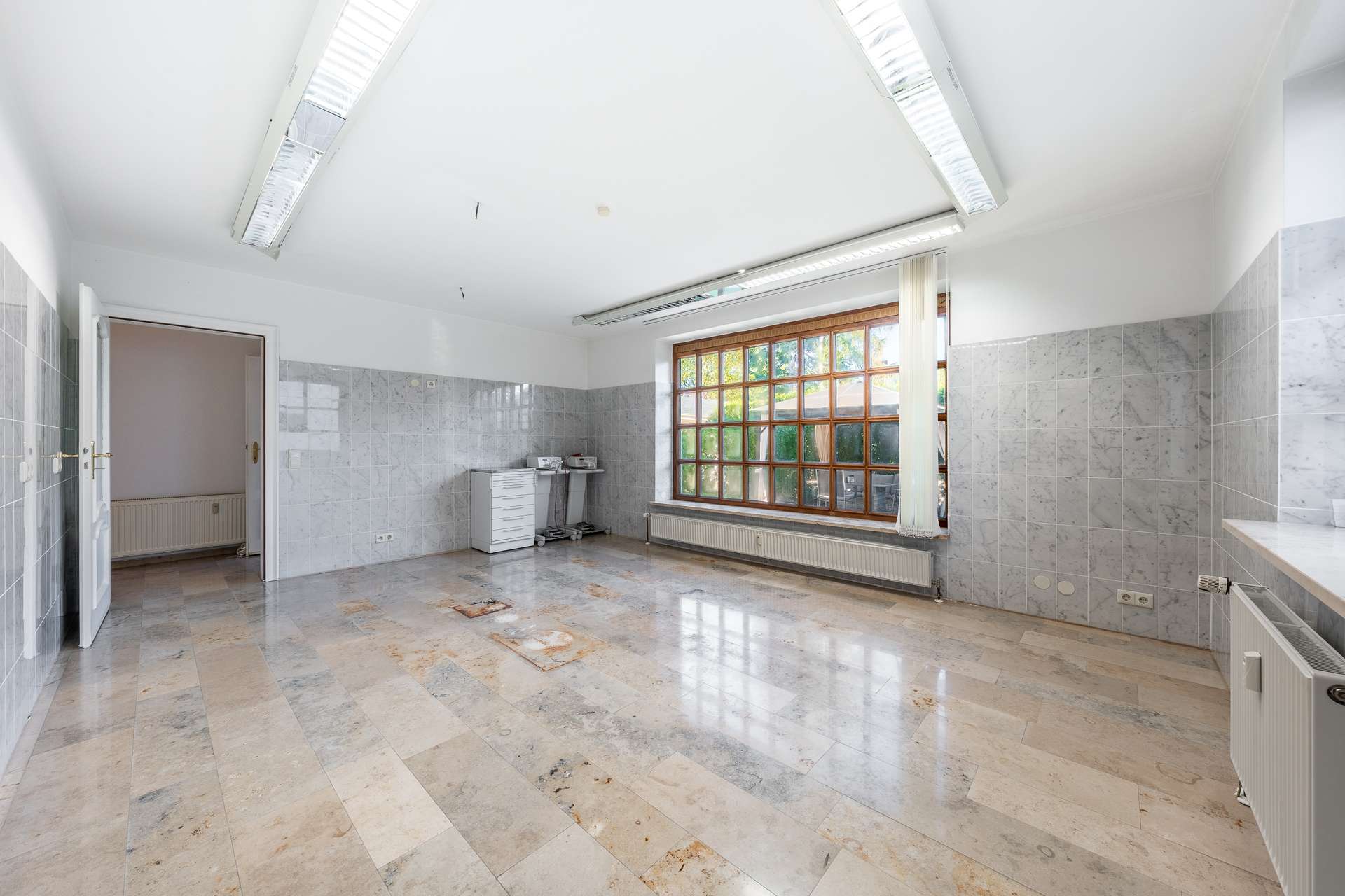 Reserviert: Einheit mit 243 m² – vielseitig nutzbar und mit Perspektive zur Wohnnutzung – Bild 9