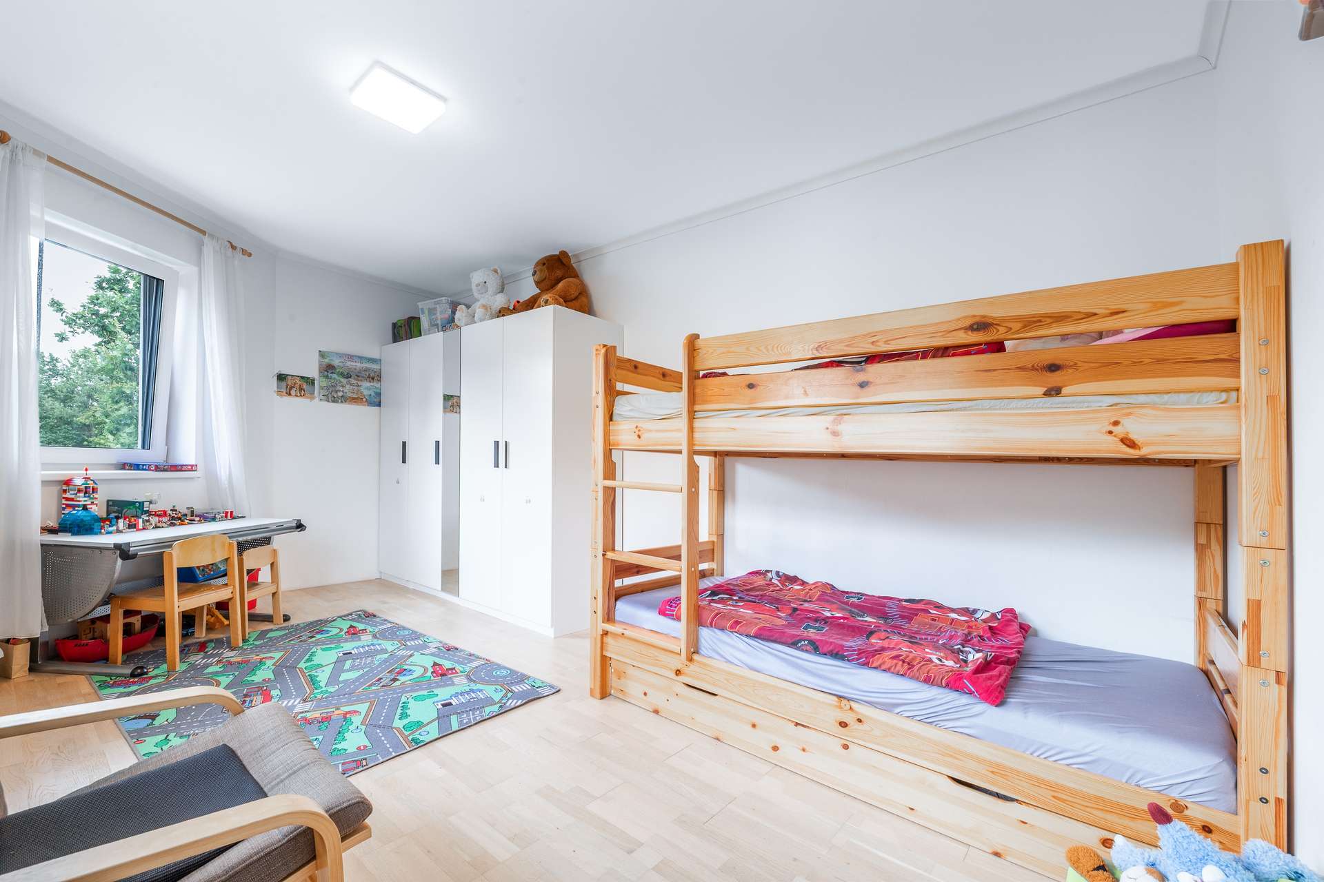 Modernisierte Doppelhaushälfte mit Anbau & viel Platz – Bild 2