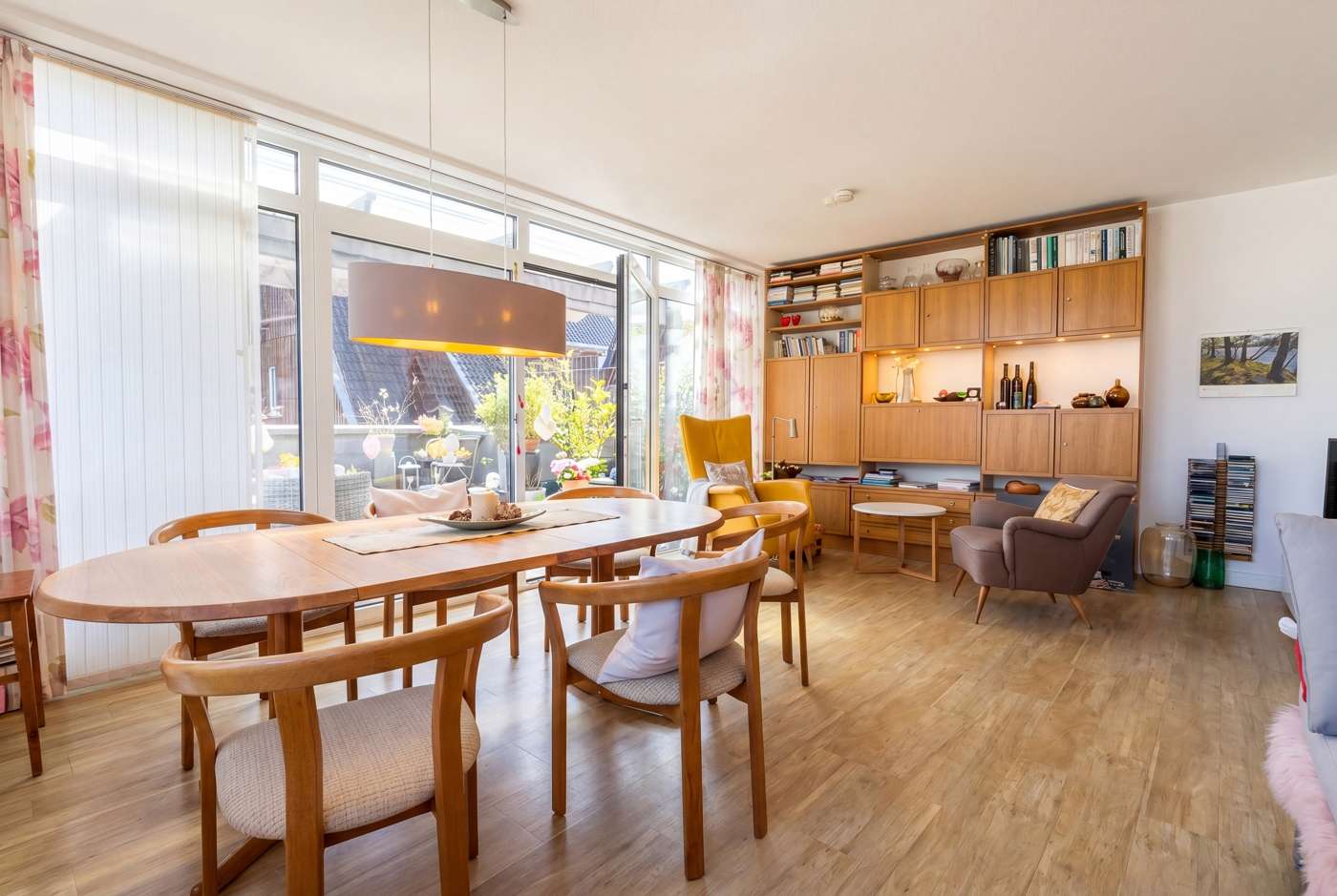 Modernes Stadthaus mit zwei Wohnungen und Dachterrasse in Top-Innenstadtlage – Bild 6