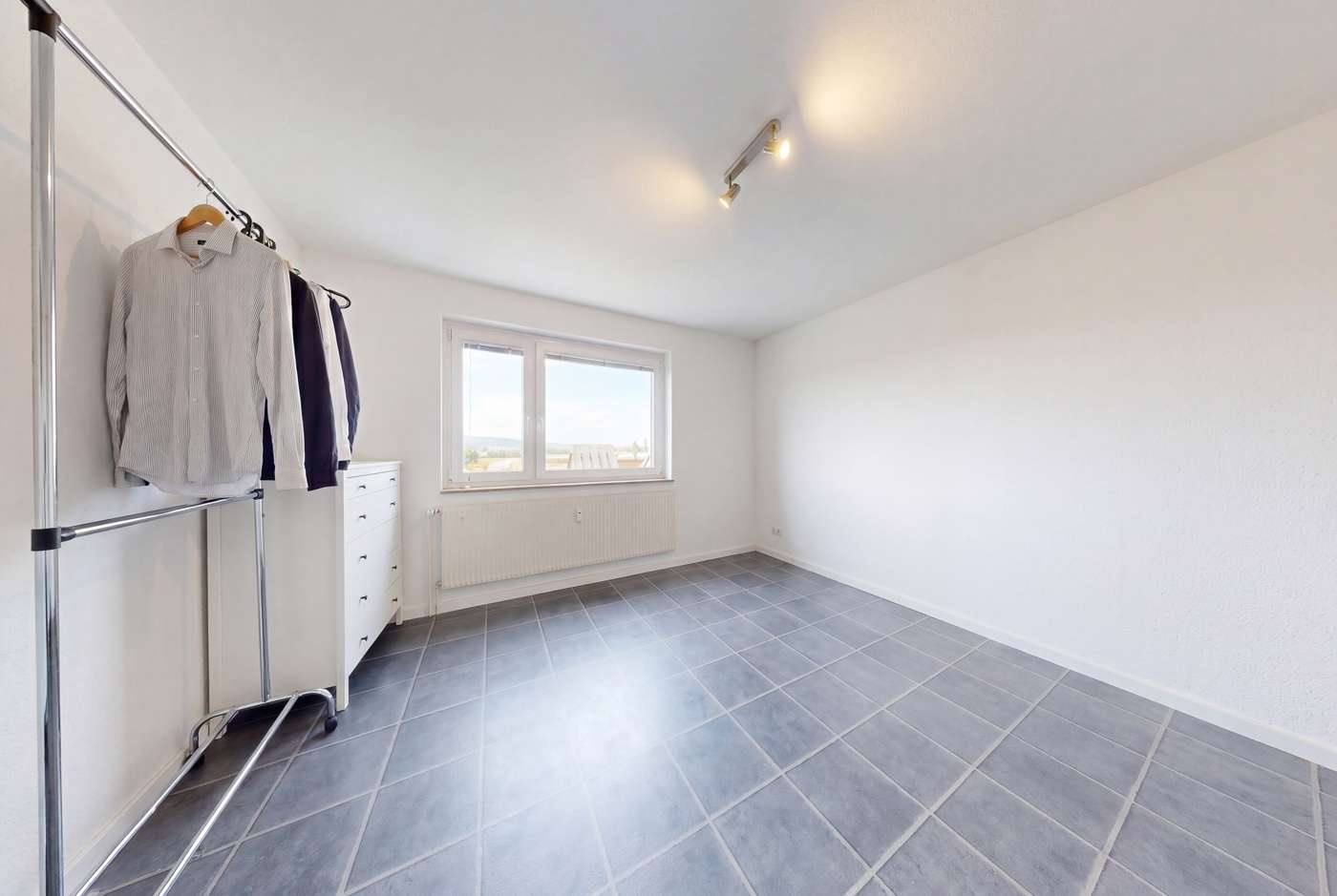 Modernisierte 2-Zi.-Wohnung mit Balkon-Terrasse, 76 m², gepflegt & ideal für Eigennutzer in Hannover – Bild 6