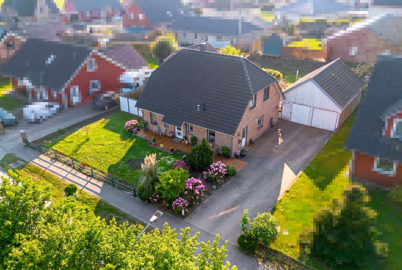Familienidyll: Lichtdurchflutetes Einfamilienhaus mit sonnigem Garten in ruhiger Lage – Bild 9