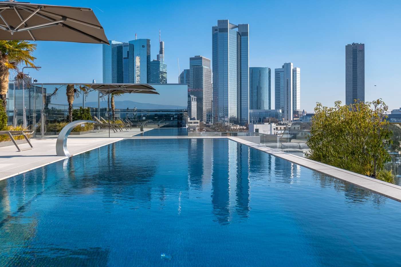 SKYPEARL – Ultimate luxury. Infinite views. Masterpiece. – Bild 1
