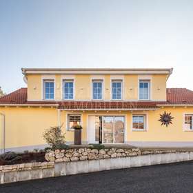 Villa in Toplage