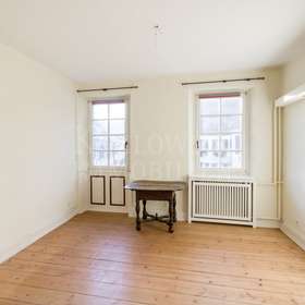 Zimmer II von X