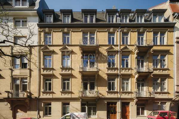 thumbnail von Gründerzeit-Kulturdenkmal – Altbau-Charme trifft auf preisgekrönte Kernsanierung!