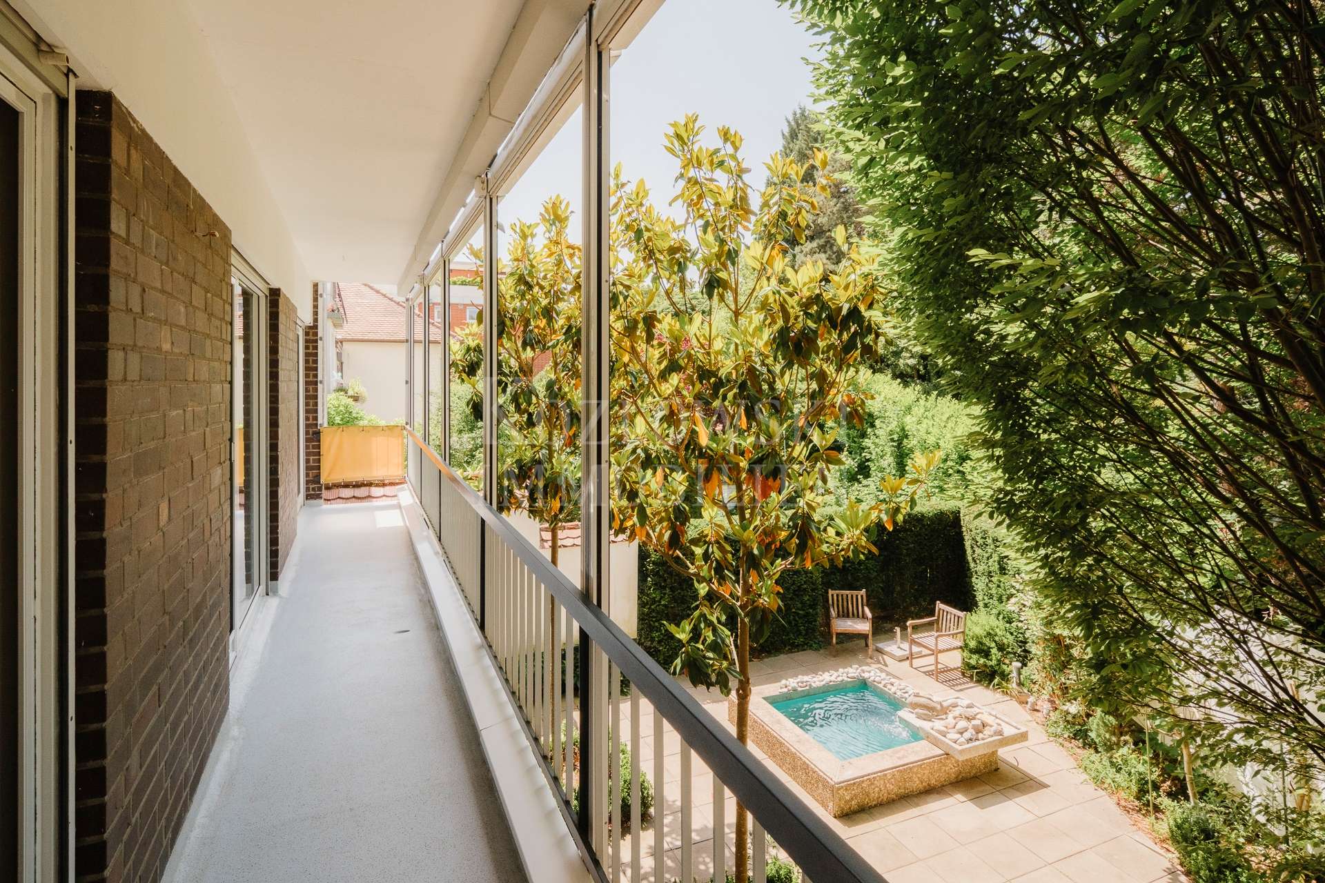 Süd-Ost Balkon