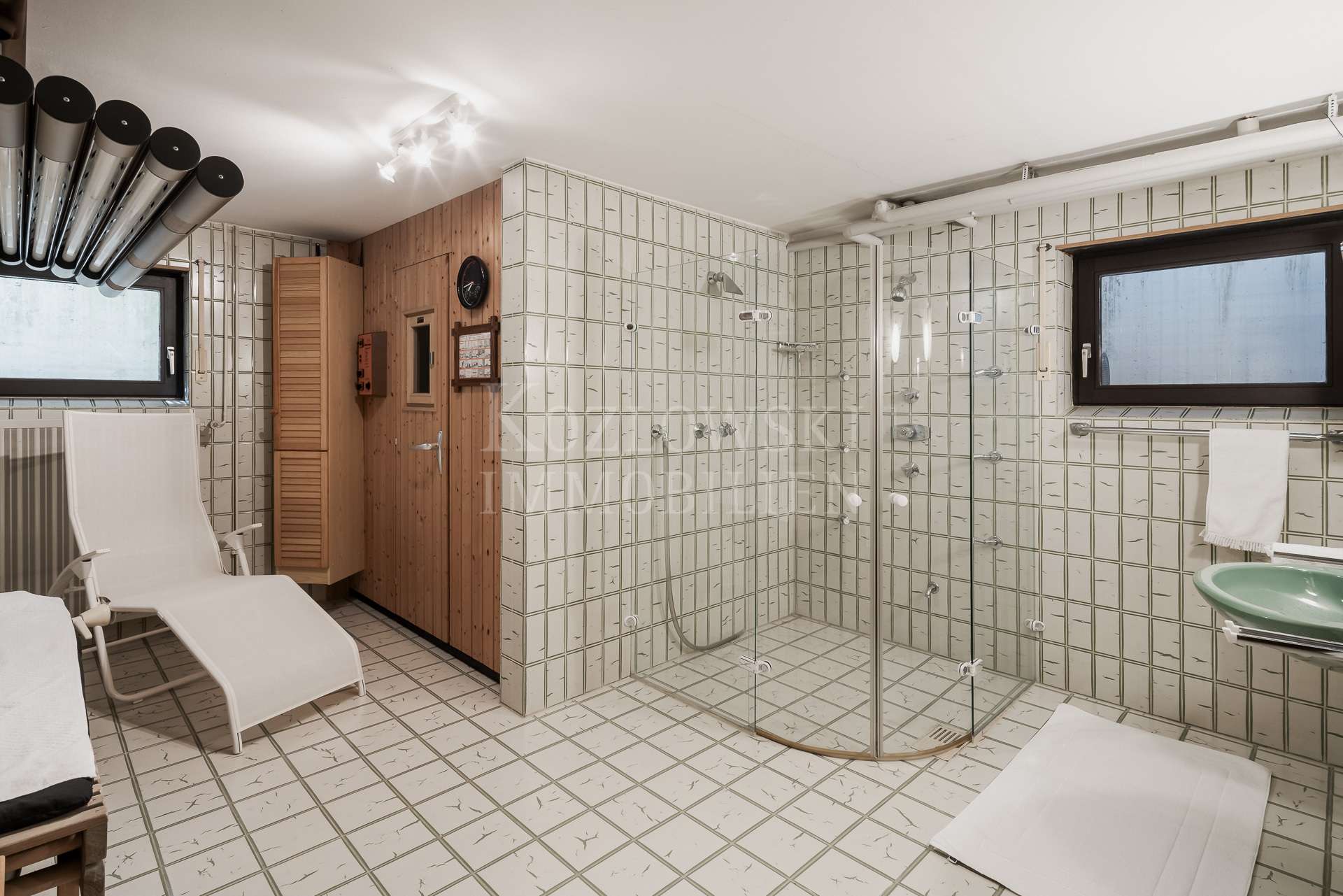 Wellness Bereich mit Sauna