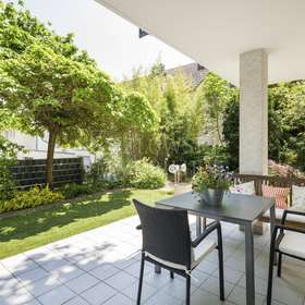 Terrasse mit Privatgarten