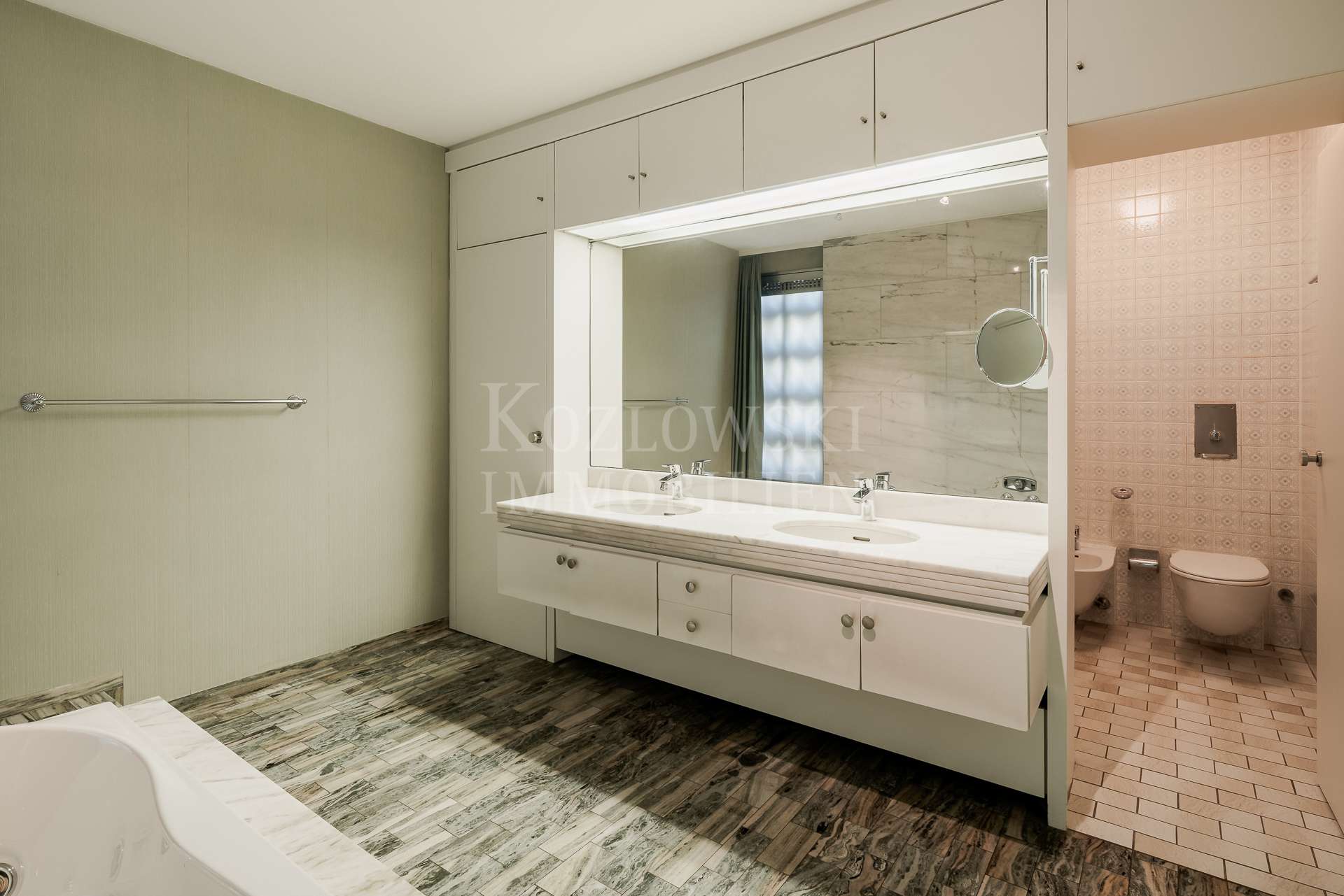 en Suite Bad
