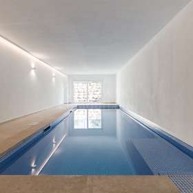 Indoor-Pool 8 x 3 m