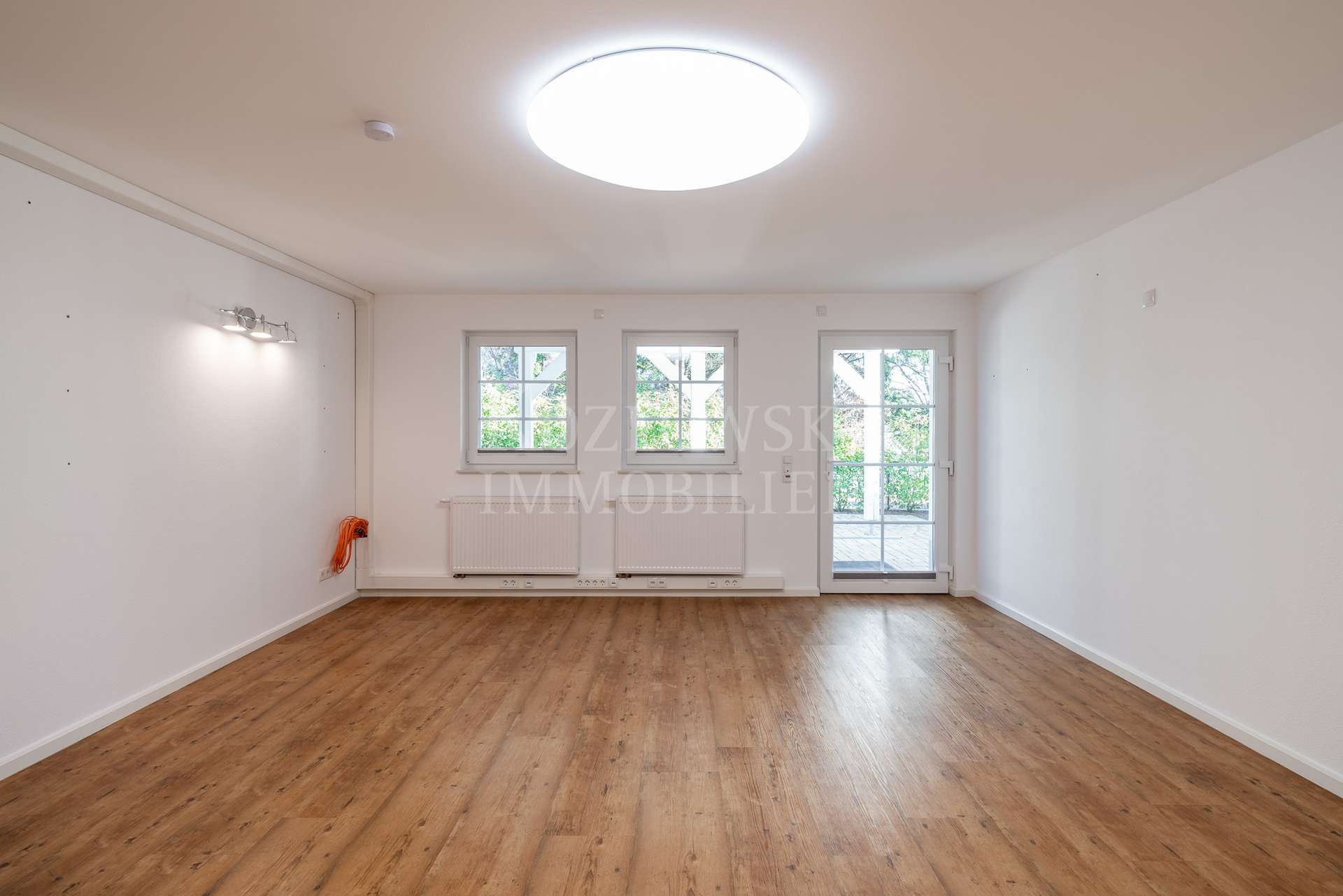 Bürozimmer UG