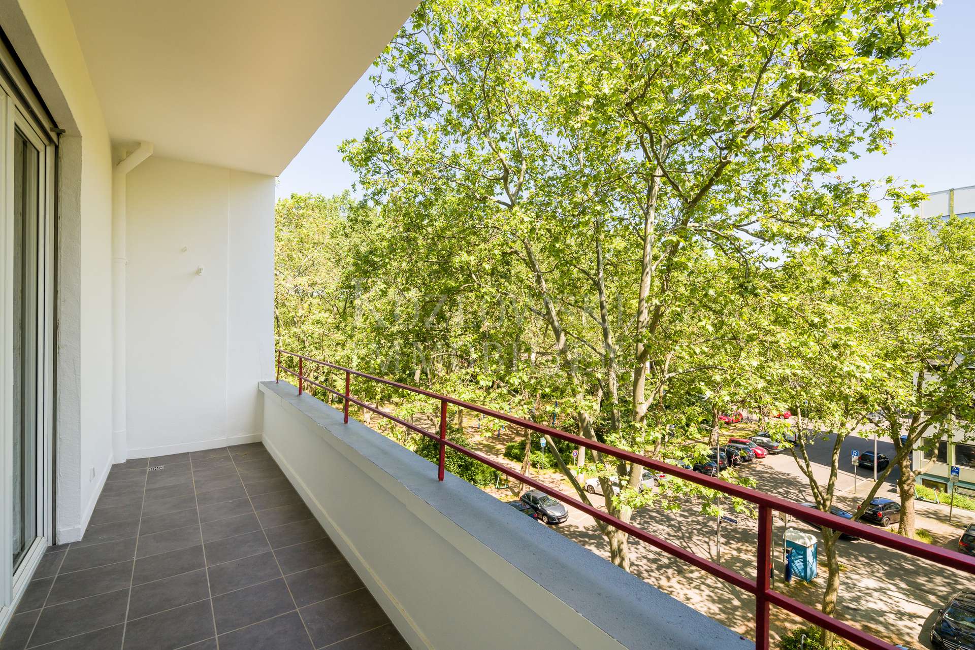 Balkon mit Parkblick