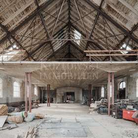 Innenansicht mit Zwischendecke