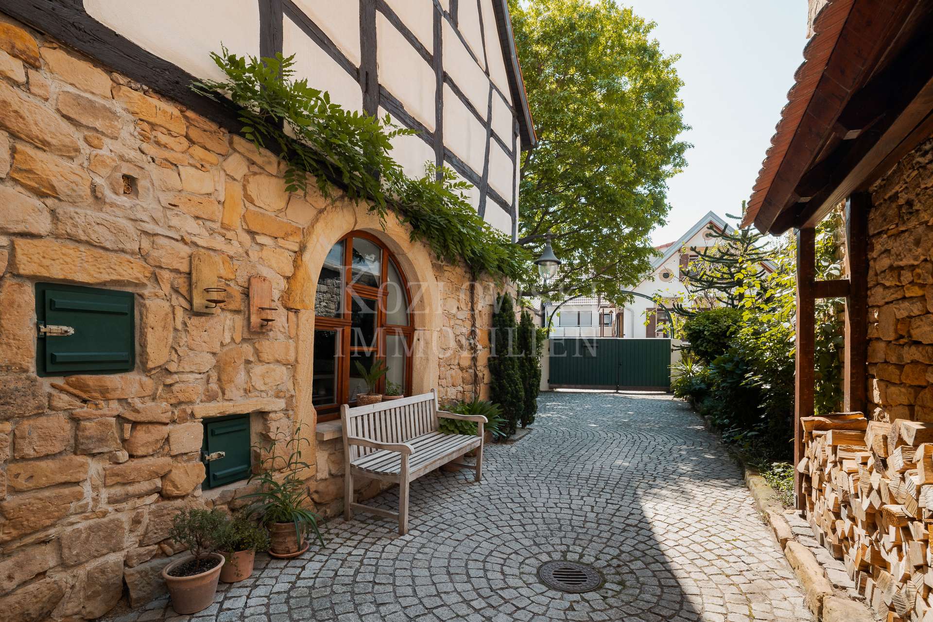Garagenzufahrt