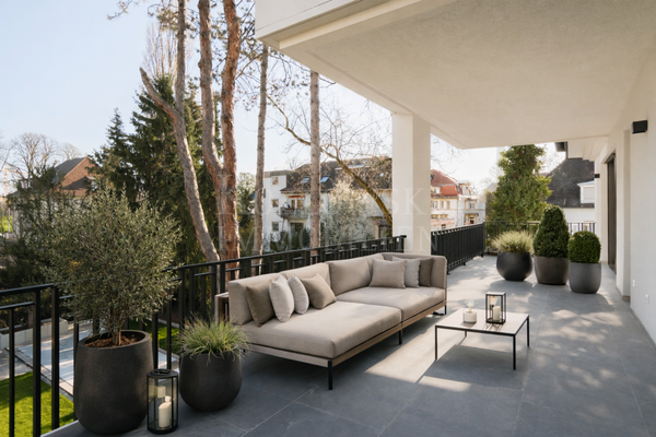 thumbnail von Erstbezug in Villa Bassermann – Luxus-Beletage mit 34 qm Terrasse und Parkblick!