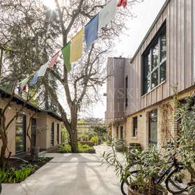 Willkommen im Dreiseithof